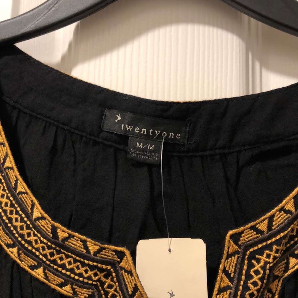 Embroidered tunic! - Picture 4 of 7